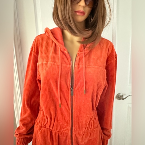 UGG W DELORES LOUNGE JUMPSUIT - Picture 14 of 17